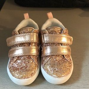 Toddler girl glitter sneakers